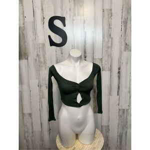 Fashion nova crop top